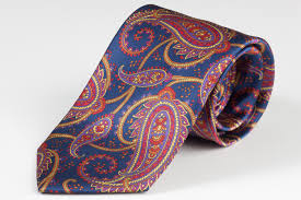 https://www.bows-n-ties.com/mens-fashion-tips/coming-soon-new-paisley-collection-by-cantucci/