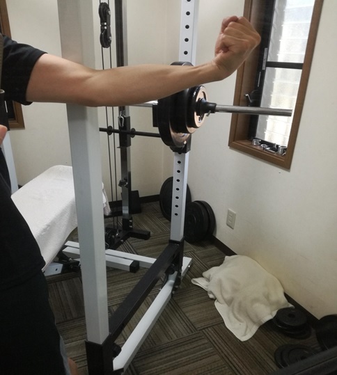 ケーブルを使った筋トレは50代の身体にとってこんなに優しい！負担のかからないトレーニング